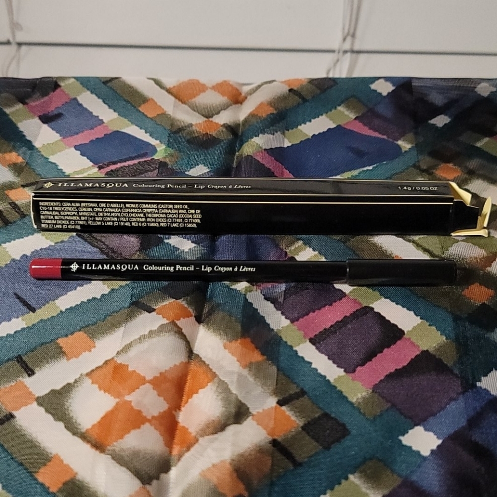 NIB Lip Pencil